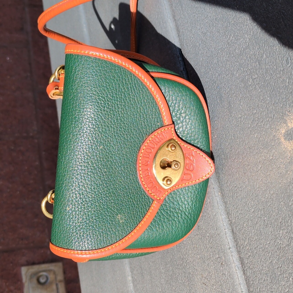 Dooney & Bourke